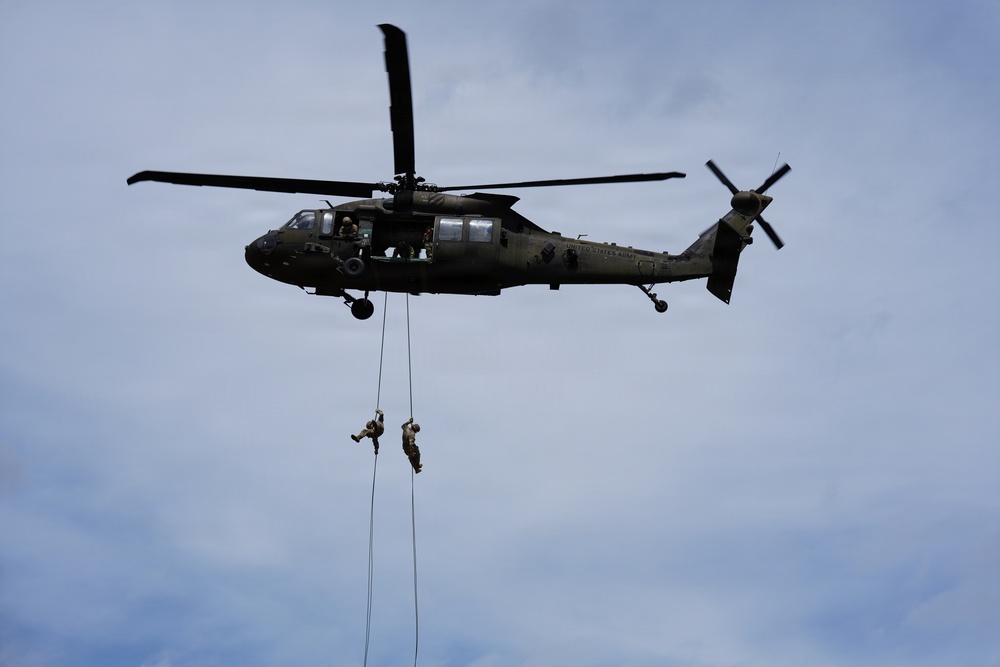 Master Rappel on 7ATC Parade Field