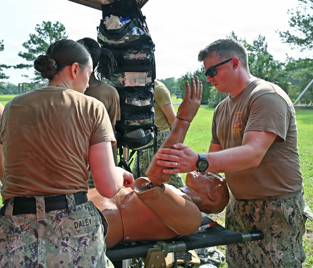 Expeditionary medicine sharpens skills during sustainment exercise