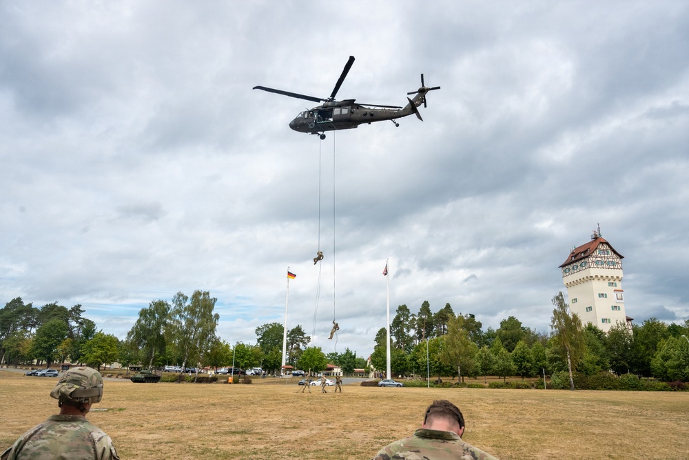 Master Rappel Training on 7ATC Parade Field