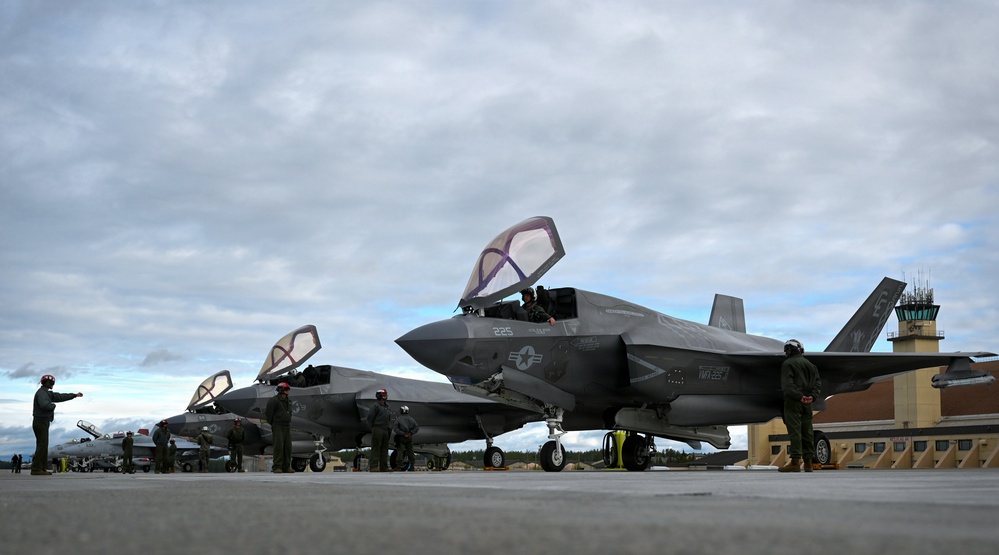 VMFA 225 Vikings take on RED FLAG-Alaska 26-3