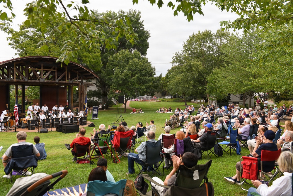 US Navy Band Commodores Perform at Vienna Town Green