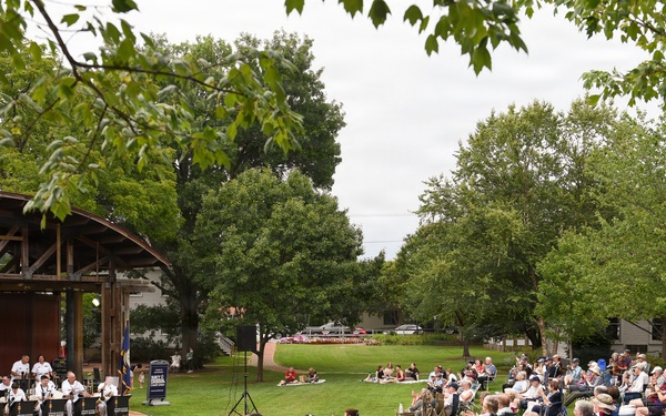 US Navy Band Commodores Perform at Vienna Town Green