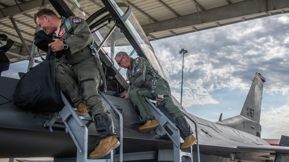 NORAD Region Commander Marks Milestone Flight in Tulsa