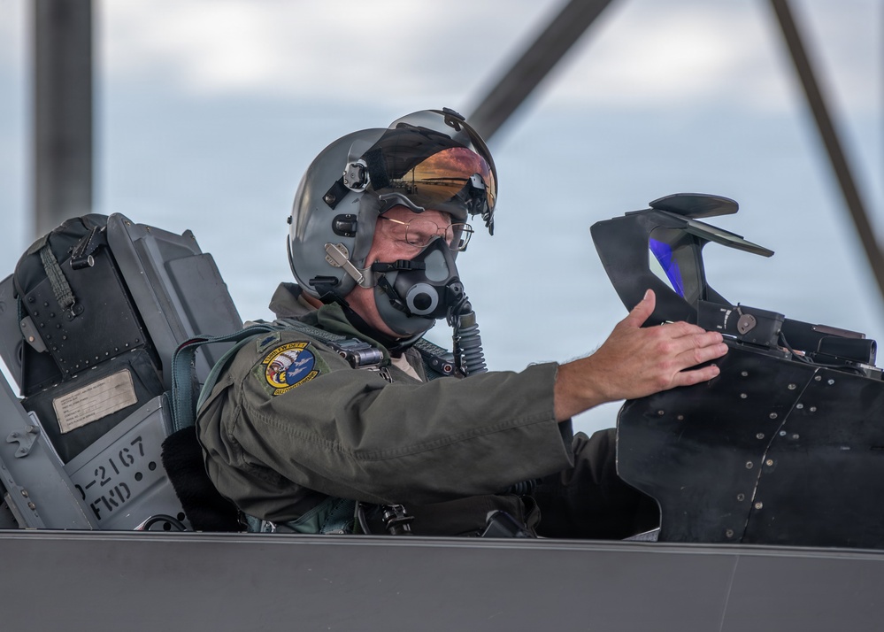 NORAD Region Commander Marks Milestone Flight in Tulsa