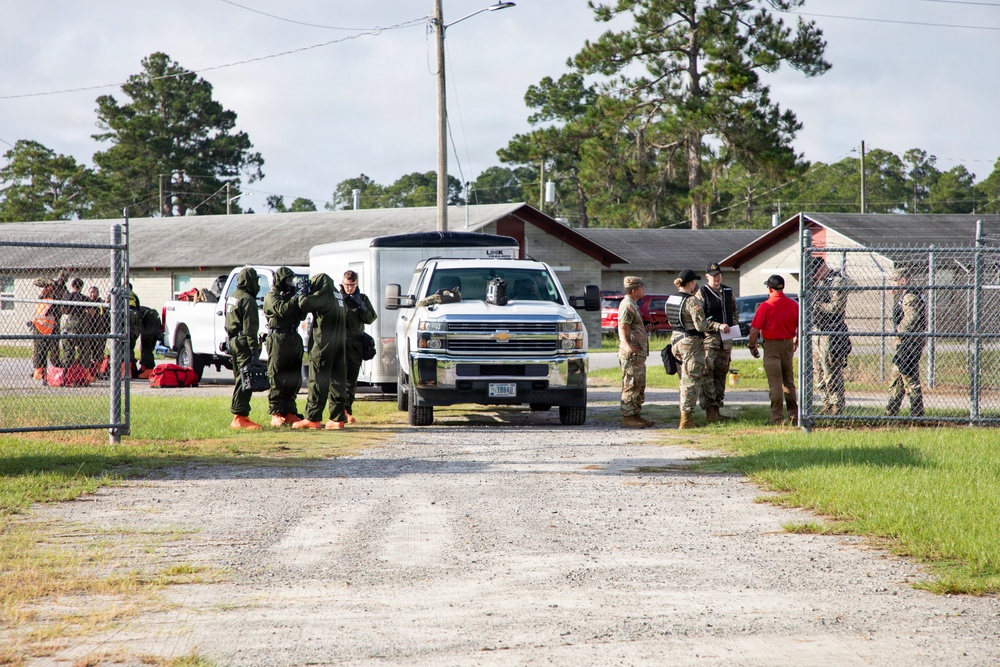 U.S. Soldiers and Airmen with the Georgia National Guard conduct joint CBRN exercise