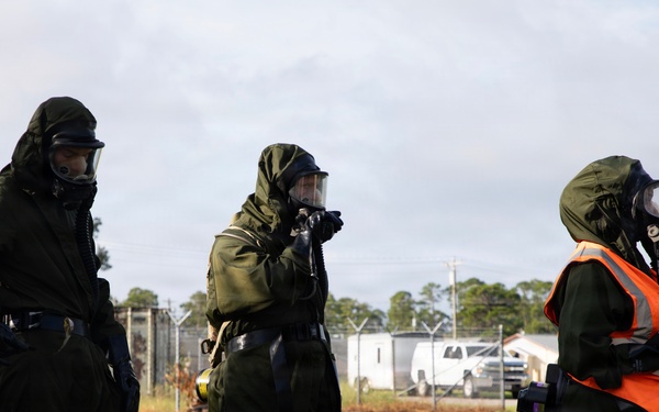 U.S. Soldiers and Airmen with the Georgia National Guard conduct joint CBRN exercise