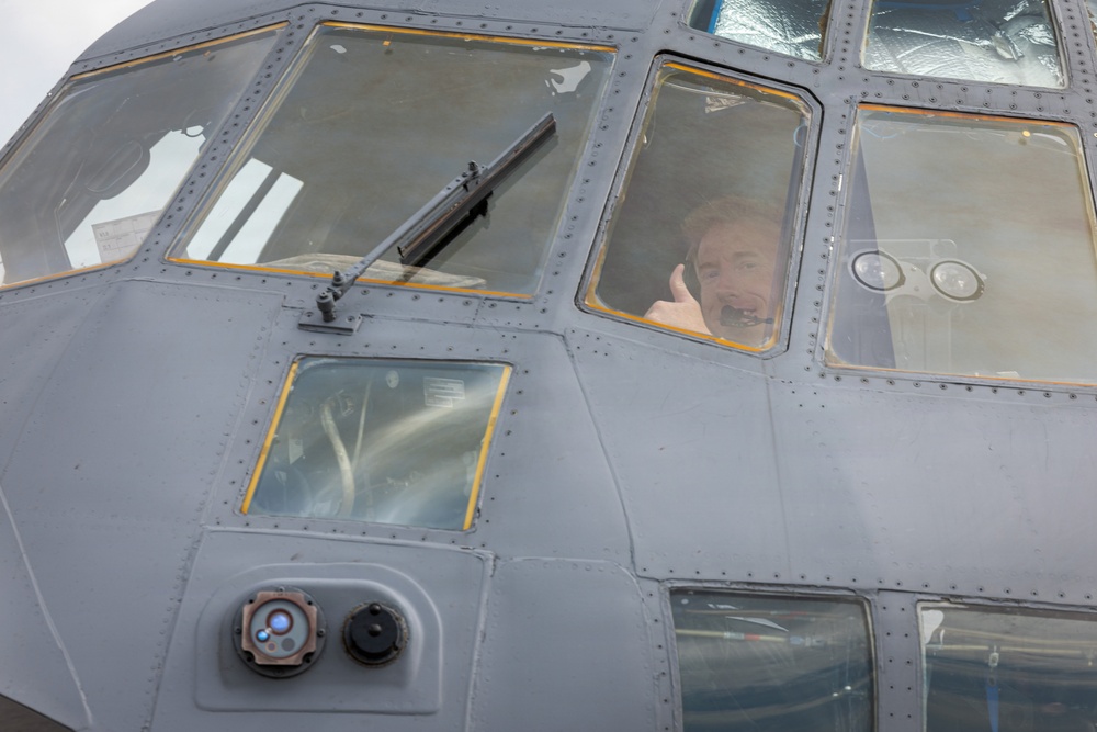 C-130Hs Fly Together in Large Formation