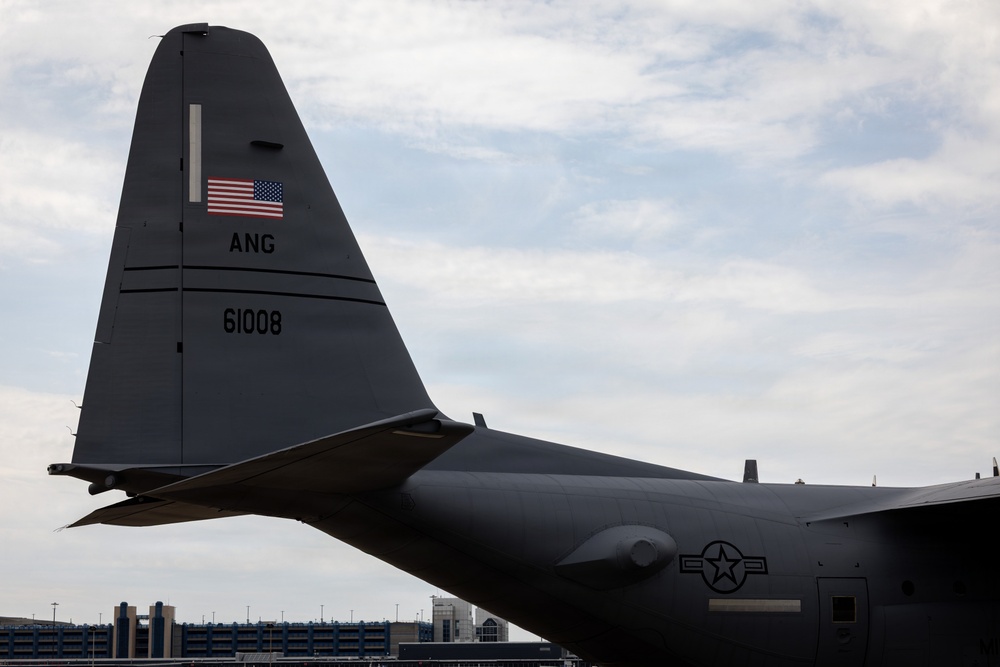 C-130Hs Fly Together in Large Formation