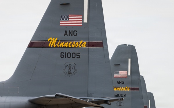 C-130Hs Fly Together in Large Formation