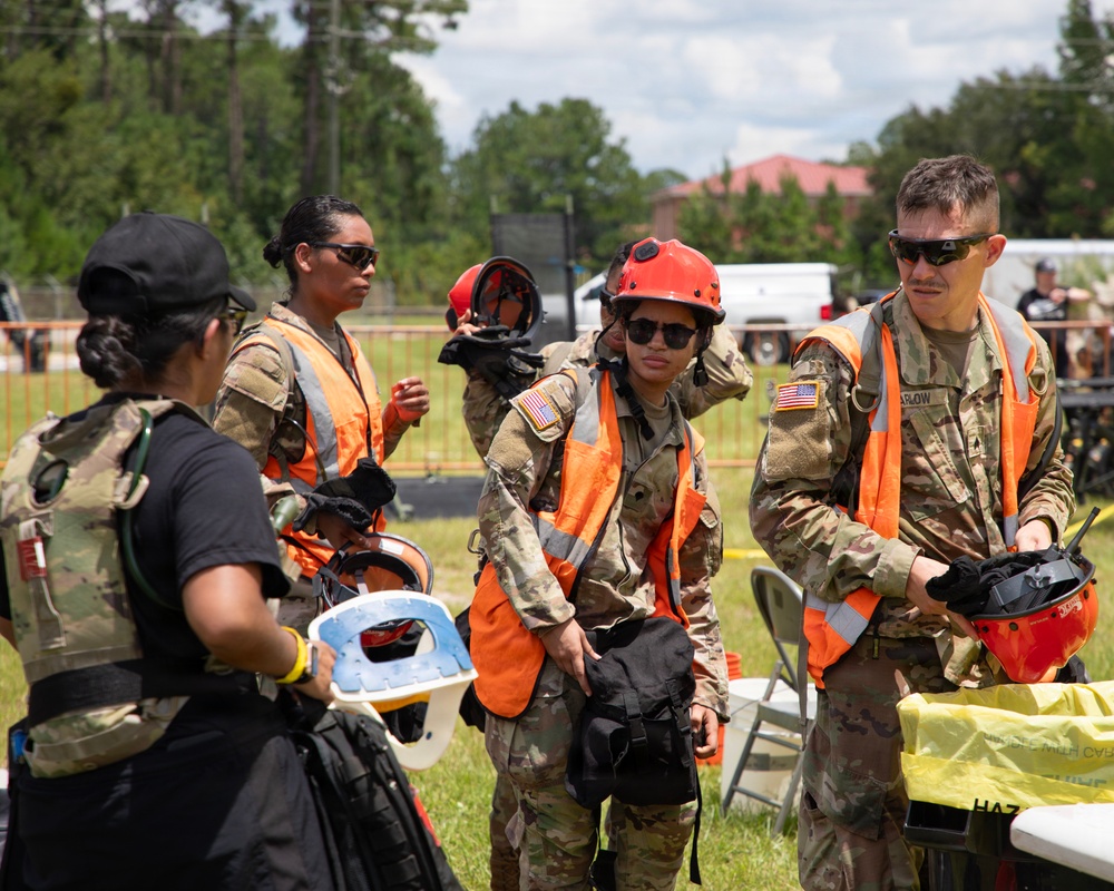 U.S. Soldiers and Airmen with the Georgia National Guard conduct joint CBRN exercise
