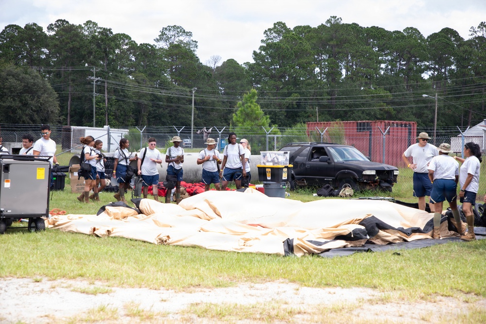 U.S. Soldiers and Airmen with the Georgia National Guard conduct joint CBRN exercise