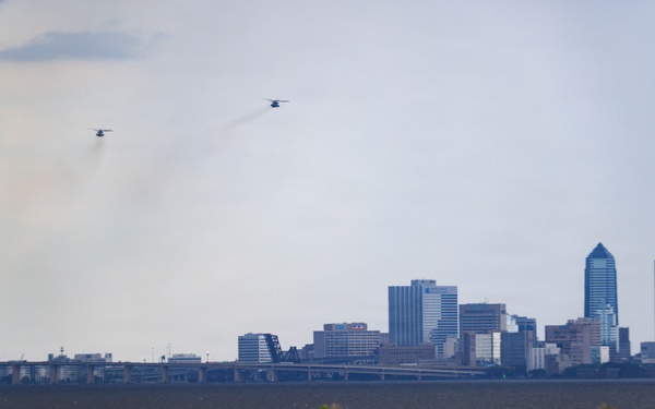 VMFA-224 conducts EABO training with HMH-464