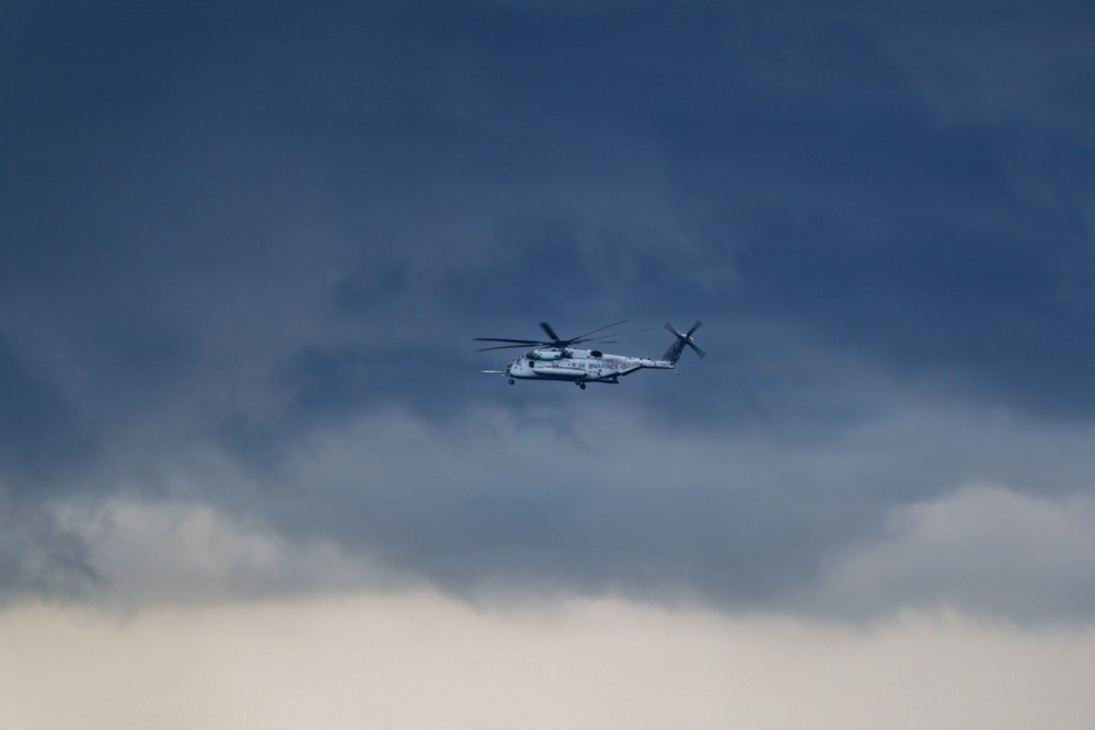 VMFA-224 conducts EABO training with HMH-464