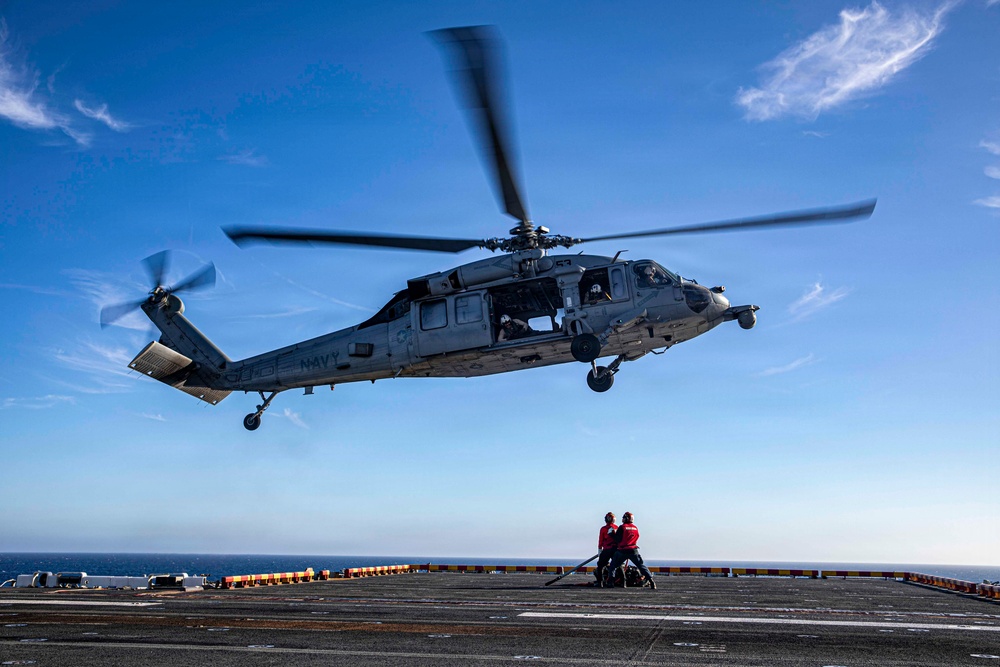 USS Makin Island Conducts Vertical Replenishment Exercise