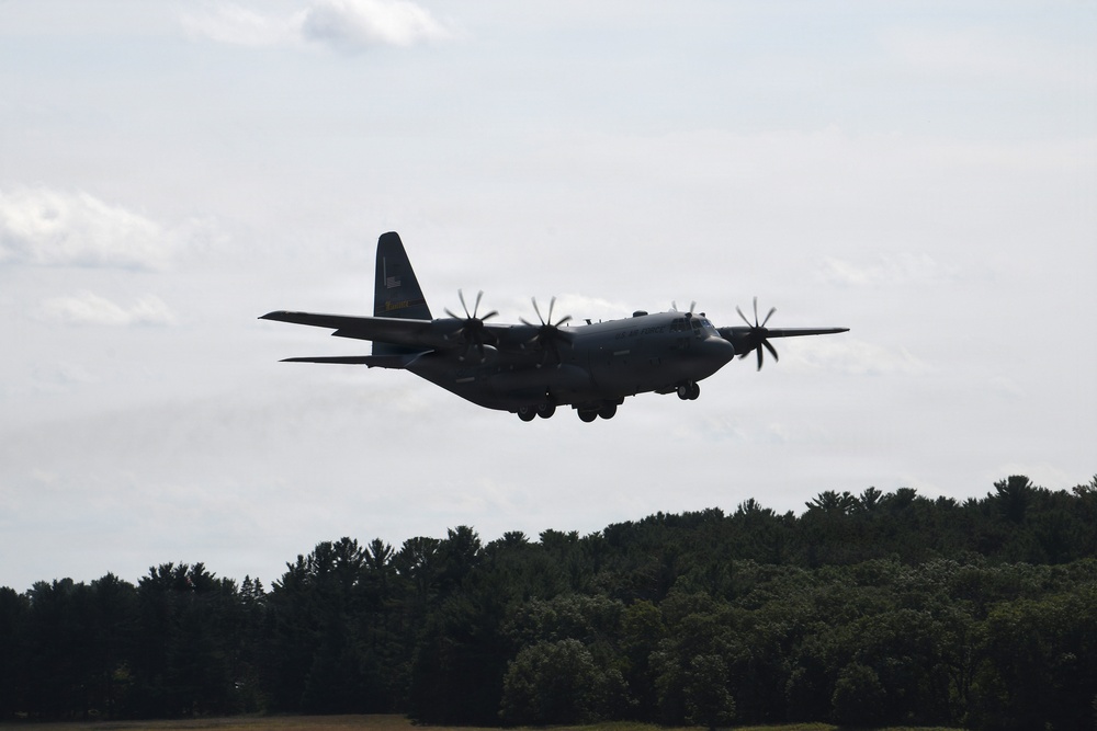 C-130Hs Fly Together in Large Formation