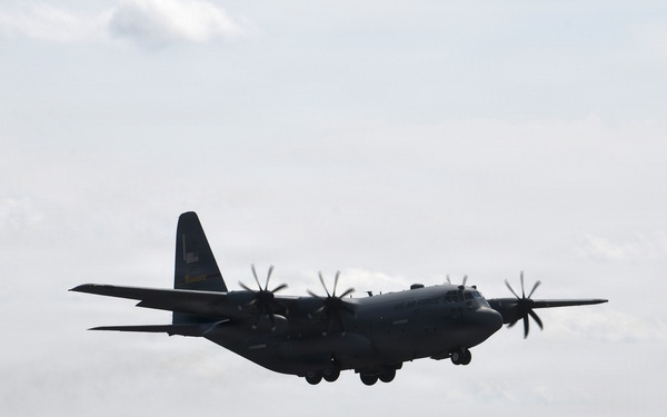 C-130Hs Fly Together in Large Formation