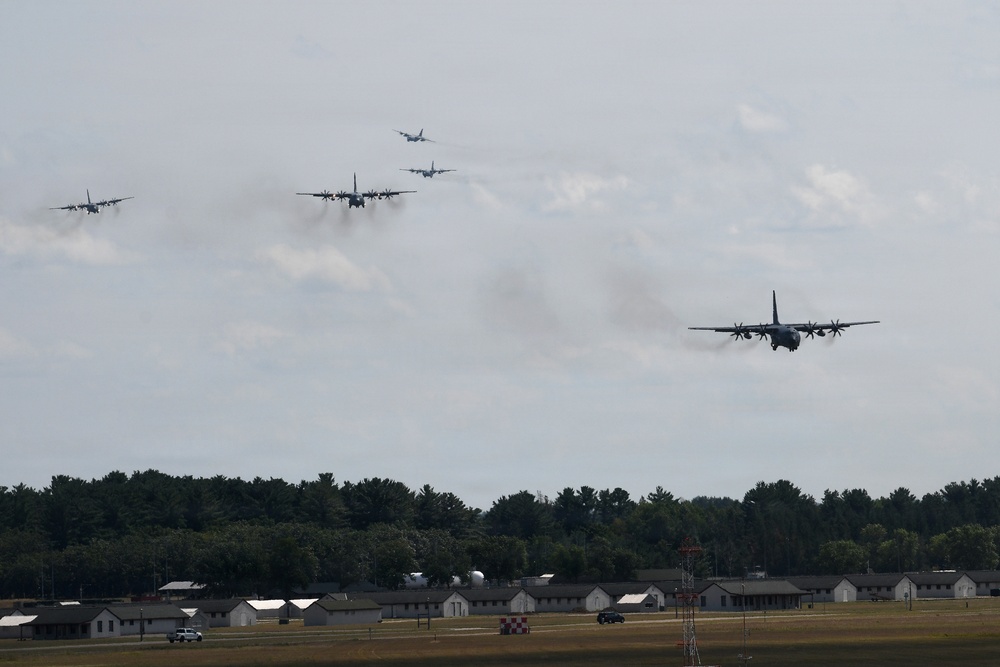 C-130Hs Fly Together in Large Formation