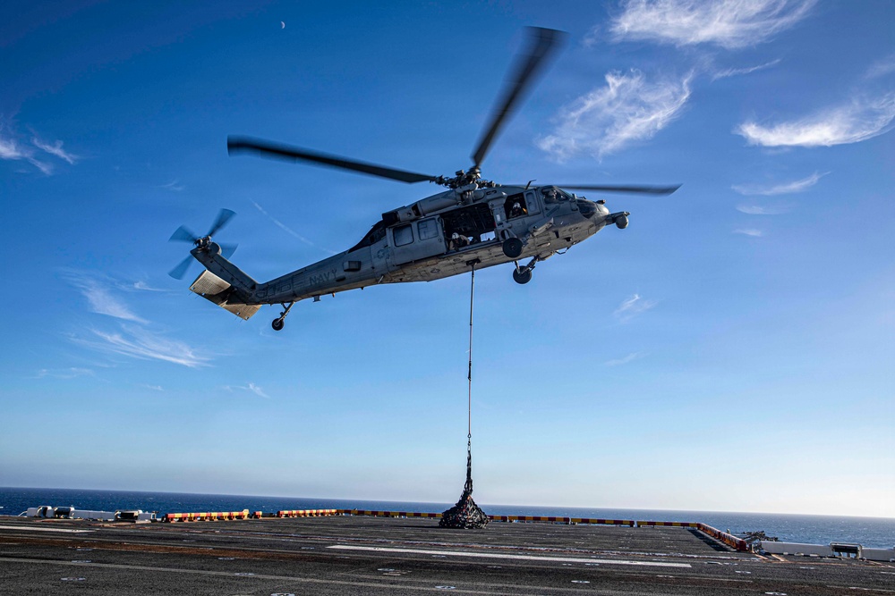 USS Makin Island Conducts Vertical Replenishment Exercise
