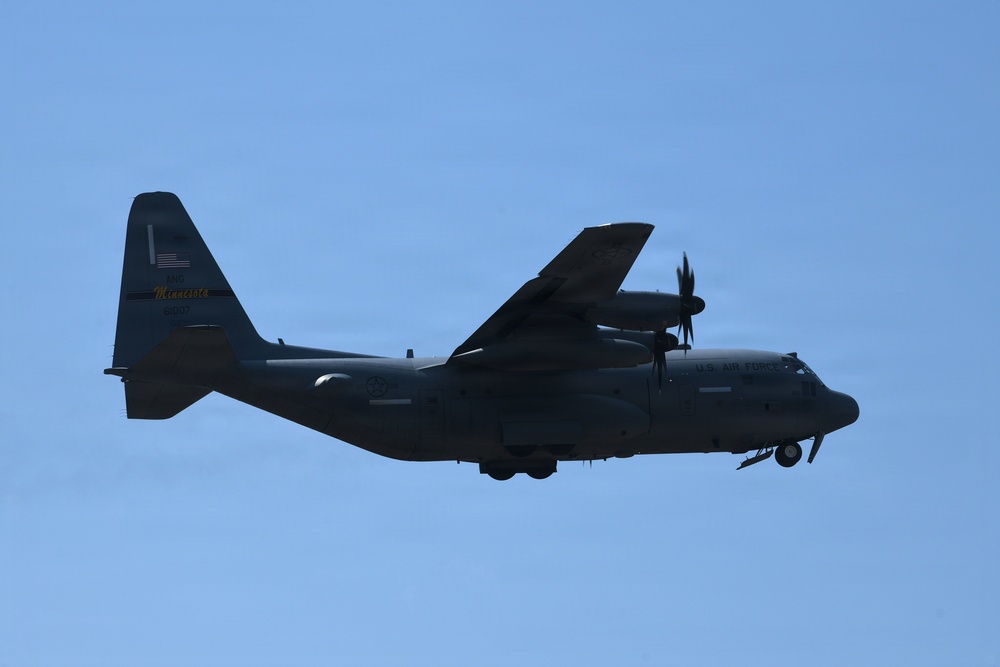 C-130Hs Fly Together in Large Formation