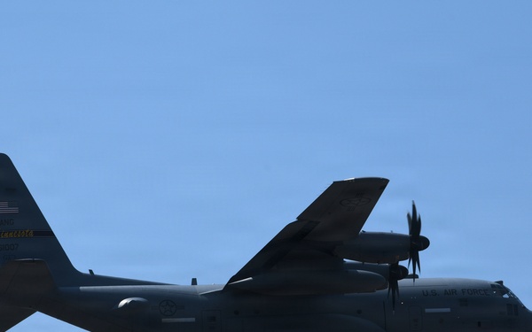 C-130Hs Fly Together in Large Formation