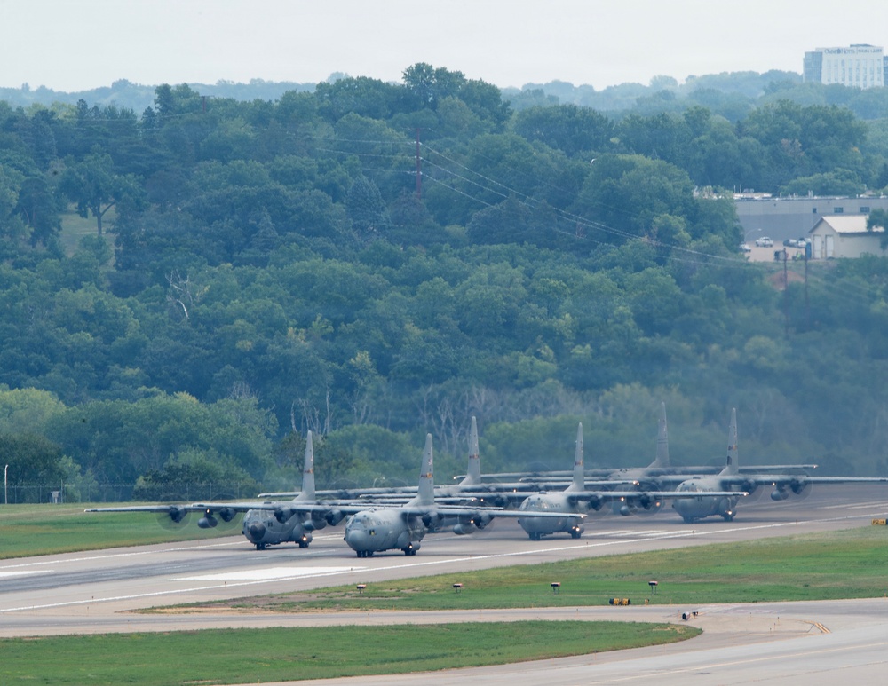 C-130Hs Fly Together in Large Formation