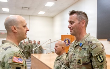 Senior facilitator recognized as instructor of the quarter