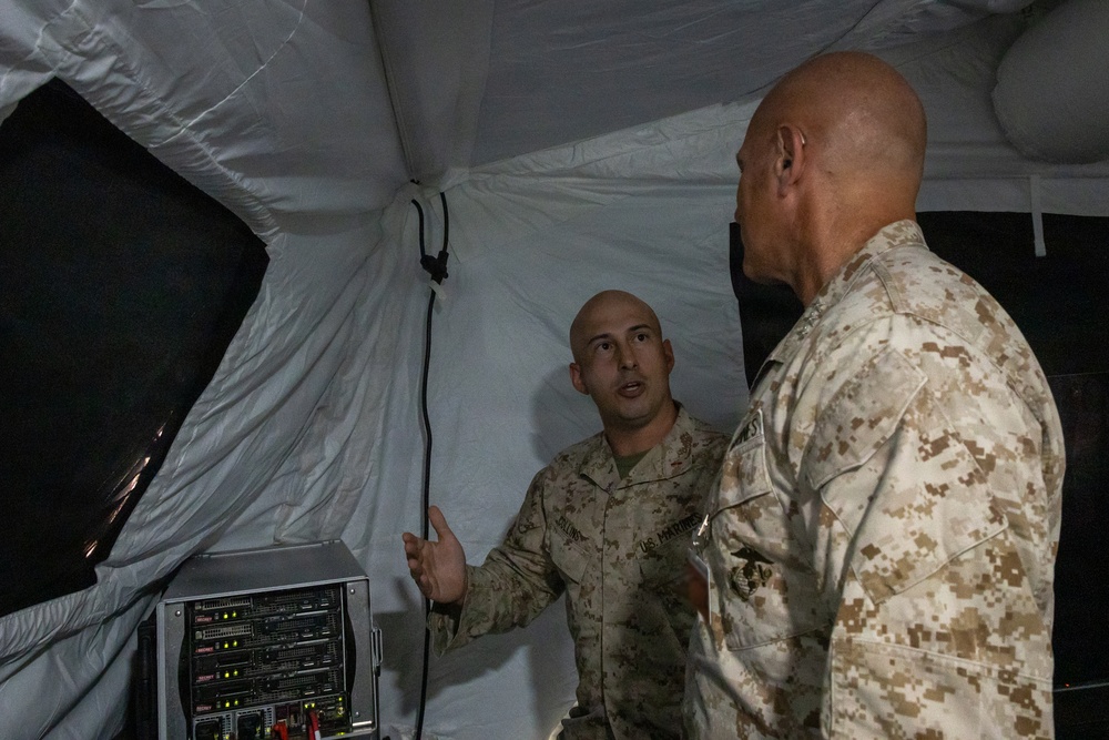 LtGen Matos visits 2nd MarDiv