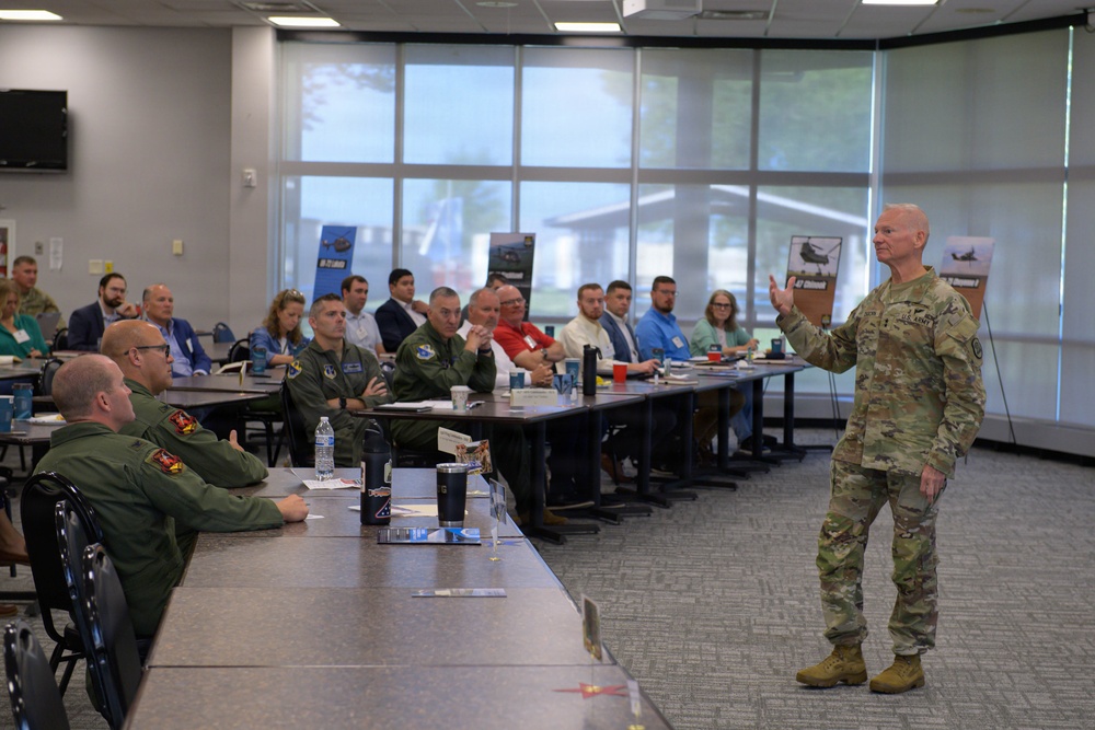 132d Wing hosts Iowa National Guard Legislative Outreach event