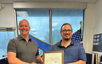 Texas High School Teacher Recognized by Navy Recruiting