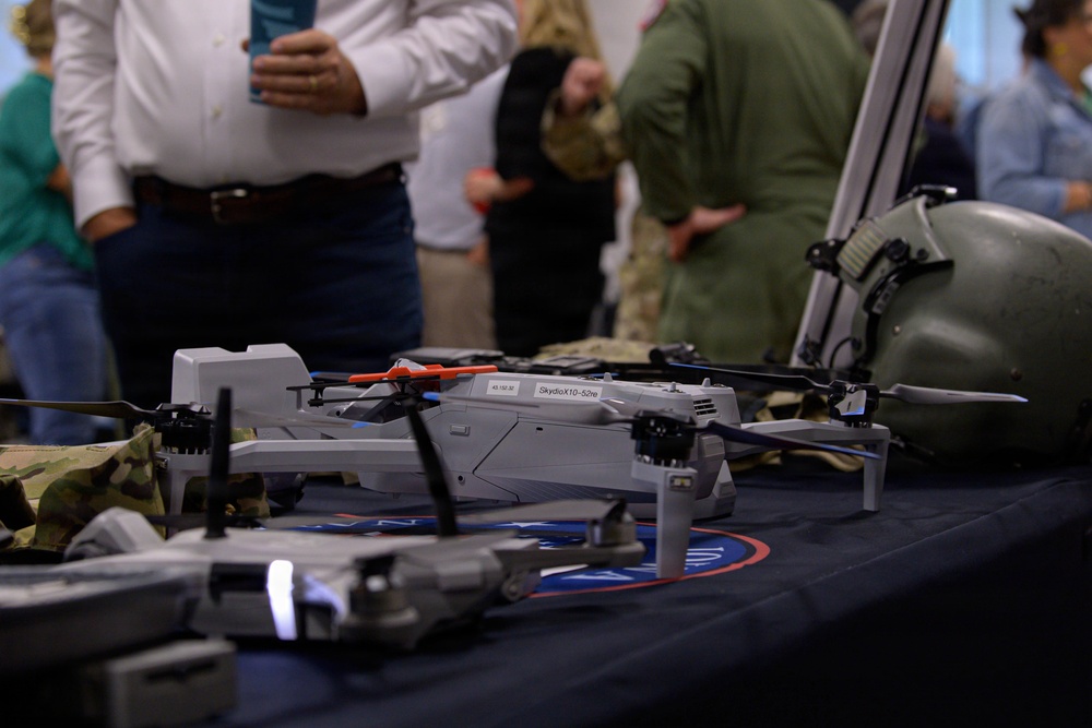 132d Wing hosts Iowa National Guard Legislative Outreach event