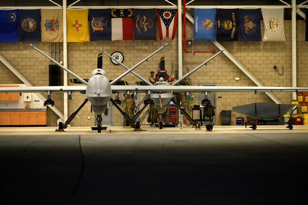 163d Aircraft Maintenance Squardron Performs Nighttime Maintenance