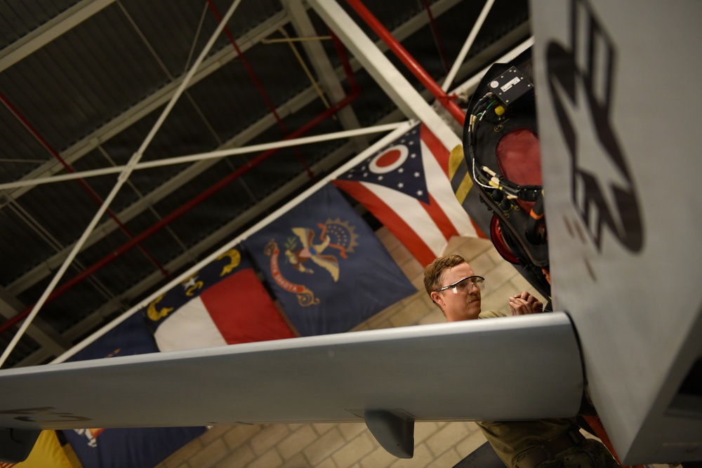 163d Aircraft Maintenance Squardron Performs Nighttime Maintenance