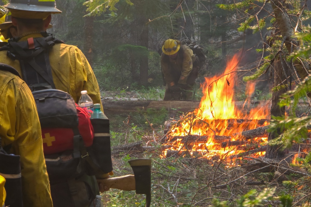 WAANG supports firefighting operations at Little Giant Fire