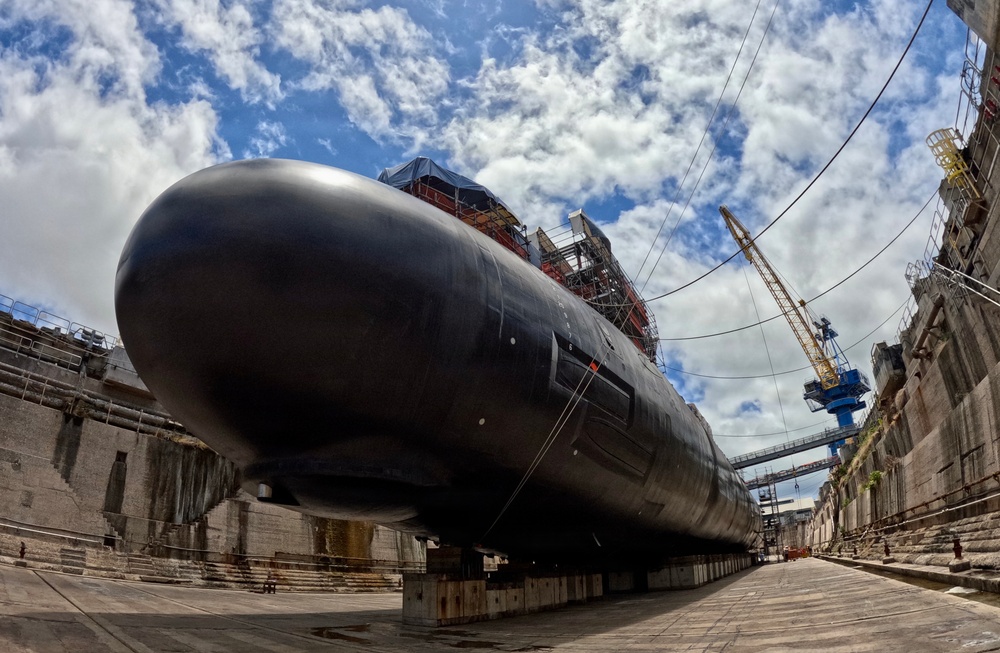 USS North Carolina (SSN 777) Prepares to Undock