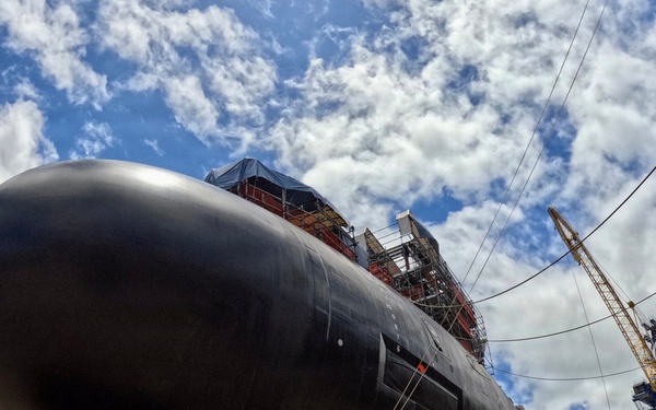 USS North Carolina (SSN 777) Prepares to Undock