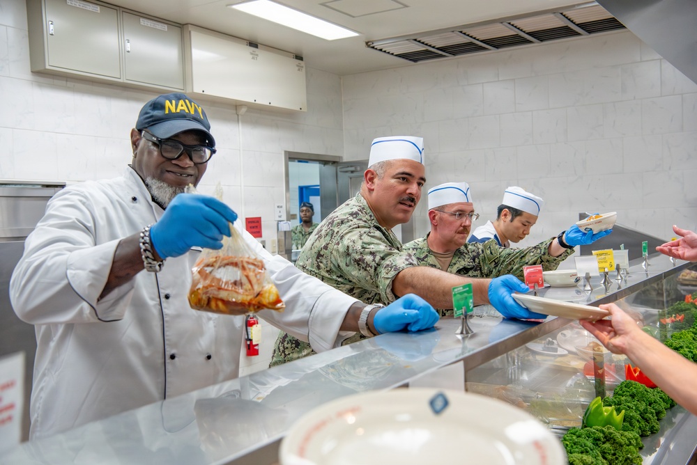 CFAY Hosts Armed Forces Entertainment's Moe Cason, Bobby T at Open Galley