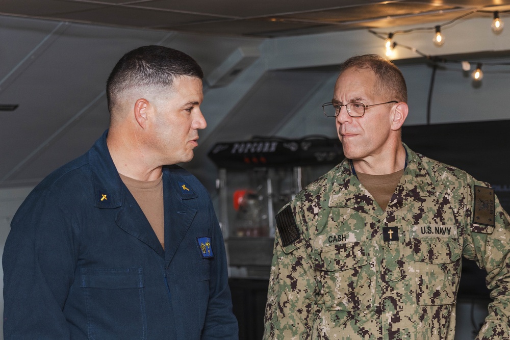 Ike Hosts Chief of Navy Chaplains
