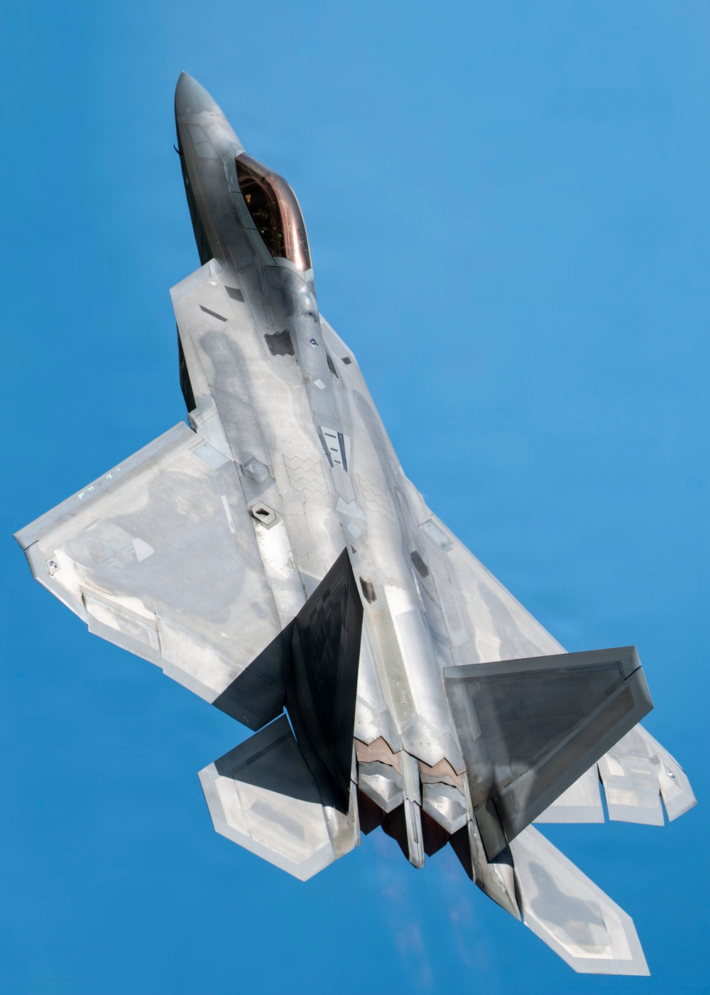 Raptor Demo Arrives at Air Show London Skydrive