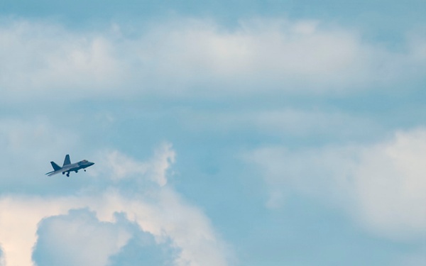Raptor Demo Arrives at Air Show London Skydrive
