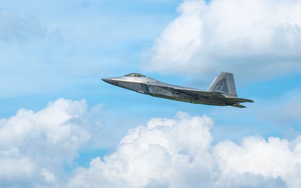 Raptor Demo Arrives at Air Show London Skydrive