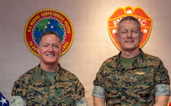 MARFORPAC deputy commander meets with the commander of Marine Forces Special Operations Command