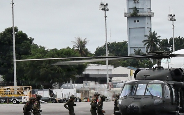 Hawaii Army National Guard Strengthens Aviation Interoperability and Readiness Along Side the Philippine’s Light Reaction Regiment Operations Command.