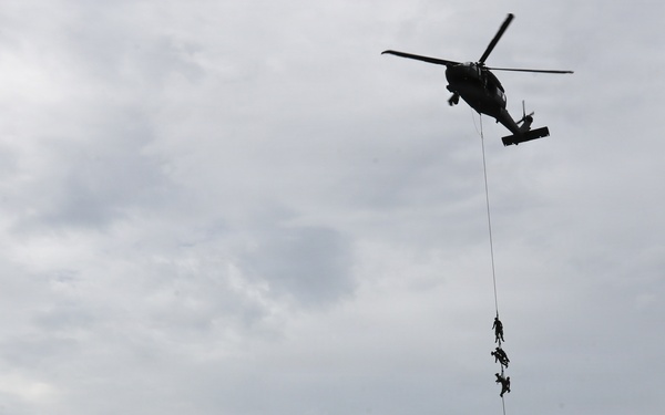 Hawaii Army National Guard Strengthens Aviation Interoperability and Readiness Along Side the Philippine’s Light Reaction Regiment Operations Command.