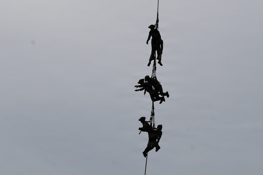 Hawaii Army National Guard Strengthens Aviation Interoperability and Readiness Along Side the Philippine’s Light Reaction Regiment Operations Command.