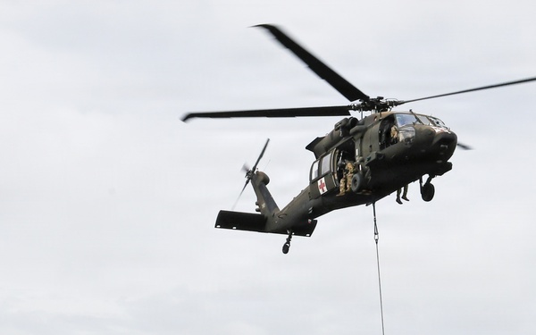 Hawaii Army National Guard Strengthens Aviation Interoperability and Readiness Along Side the Philippine’s Light Reaction Regiment Operations Command