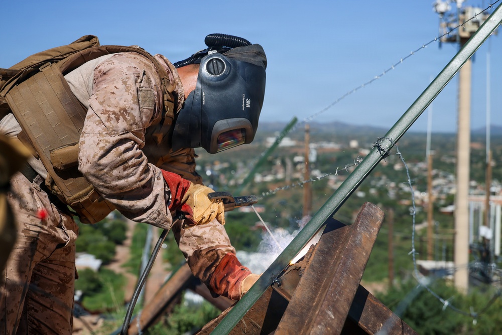 JTF-SB Marines Continue Expeditionary Barrier Construction in Nogales