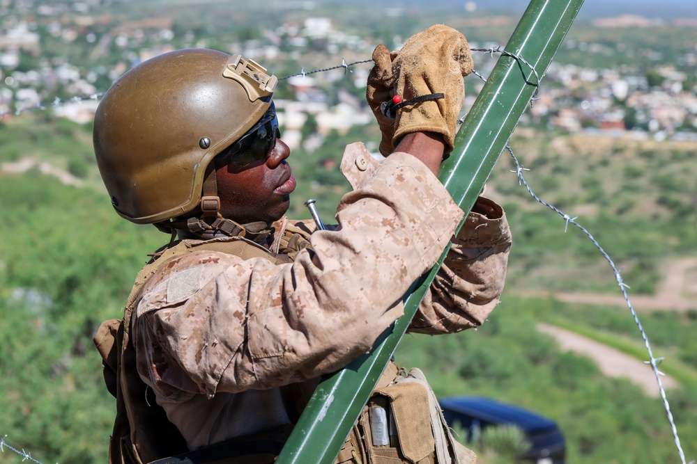 JTF-SB Marines Continue Expeditionary Barrier Construction in Nogales