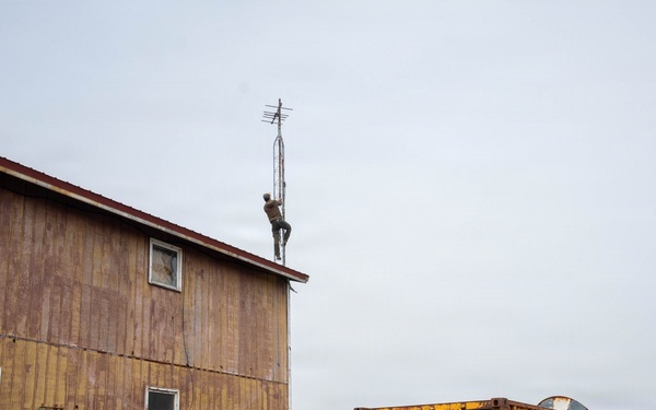 SOCNORTH and Local Leaders Partner to Boost Western Alaska Radio Communications during Operation Polar Dagger