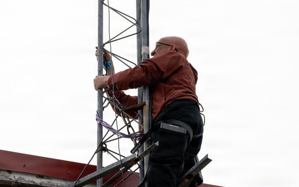 SOCNORTH and Local Leaders Partner to Boost Western Alaska Radio Communications during Operation Polar Dagger