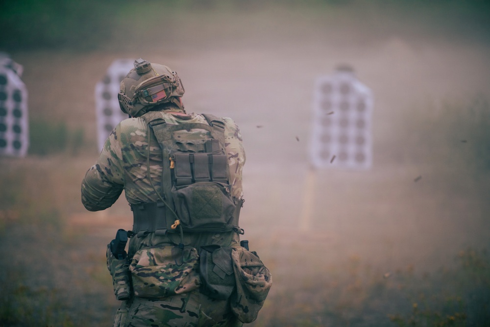 1st Special Forces Group (Airborne) conducts combat marksmanship training